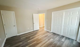 12 A Opal Ct, Barnegat, NJ 08005