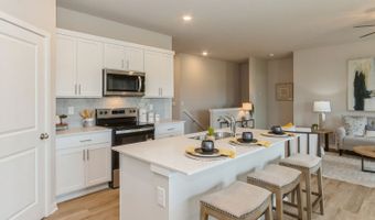 25063 EAGLE VISTA Dr, Adel, IA 50003