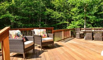 114 Loon Call Dr, Belgrade, ME 04917