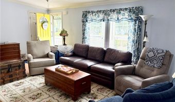 290 Cooper Ln, East Greenwich, RI 02818