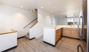 1317 Moanalualani Way 13C, Honolulu, HI 96819