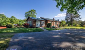 6087 Sugar Loaf Rd, Connelly Springs, NC 28612