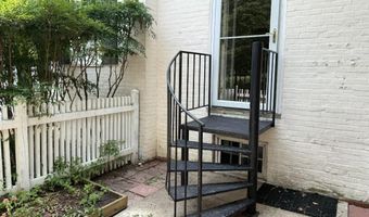 2908 13TH Rd S 102, Arlington, VA 22204