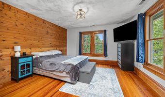 27 Center St, Algonquin, IL 60102