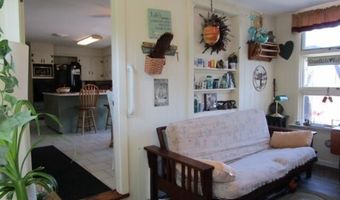 733 Lake St, Auburn, ME 04210