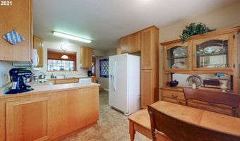 545 HASSETT St, Brookings, OR 97415