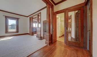 805 N Indiana Ave, Auburn, IN 46706