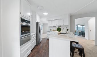 7221 San Luis St, Carlsbad, CA 92011