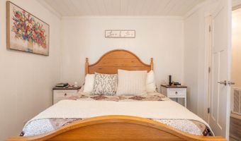749 State Highway Hh, Alton, MO 65606
