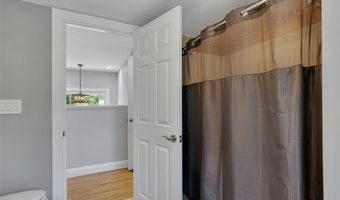 57 Seymour St, Bristol, CT 06010