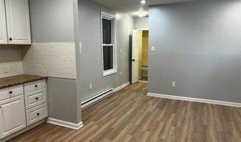 139 N 7TH St 2R, Allentown, PA 18101