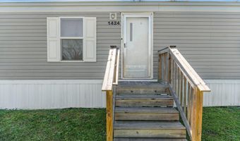 1424 E F Sanford Rd, Baker, FL 32531