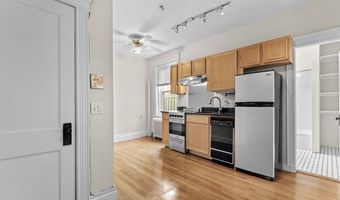 35 Queensberry 22, Boston, MA 02215