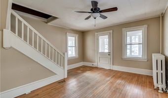8 2nd St, Alexandria Bay, NY 13607