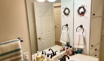57 Wheeler St, Alexander City, AL 35010