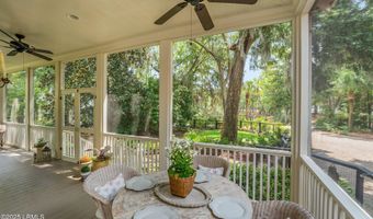 110 Coosaw Club Dr, Beaufort, SC 29907