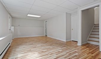1233 South St, Barre, MA 01005