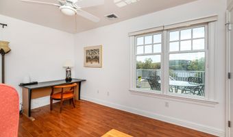 34 Skyline Dr, Brookfield, CT 06804
