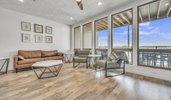 570 Linden Dr, Arnolds Park, IA 51331