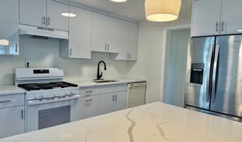 194 Courtland Ave, Stamford, CT 06906