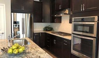 2780 Ashcombe Dr, Ann Arbor, MI 48105