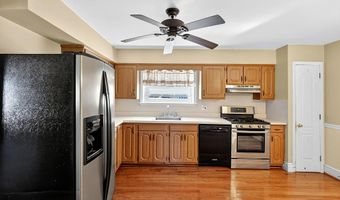 520 ERICKSON Ave, Hockessin, DE 19707