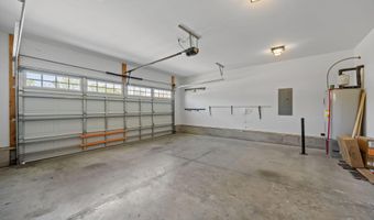 352 Tamarack Dr, Ayden, NC 28513