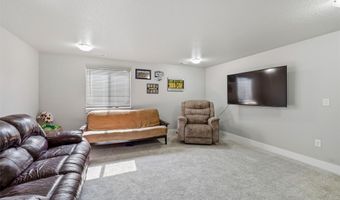2106 Ammann Dr, Adel, IA 50003