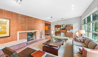 8389 Arborcrest Dr, Amberley, OH 45236