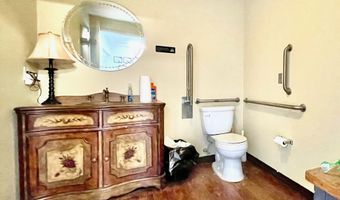 4 Sand Cut Rd STE 5, Brookfield, CT 06804