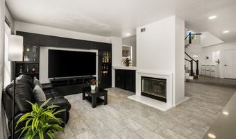 8610 E Silver Rdg, Anaheim, CA 92808
