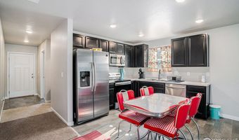 734 N Country Trl, Ault, CO 80610