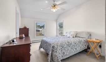 14 Plummer Rd, Bedford, NH 03110