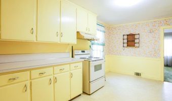 29 Edward Ave, East Providence, RI 02916
