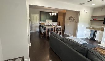 882 Westmoreland Cir NW, Atlanta, GA 30318