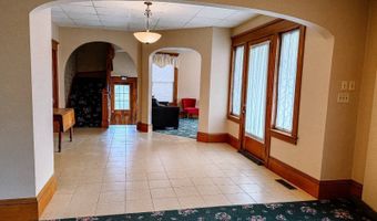 200 E Hunt, Alexis, IL 61412