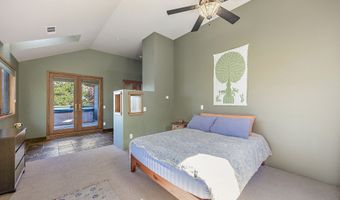 940 Pinecrest Ter, Ashland, OR 97520