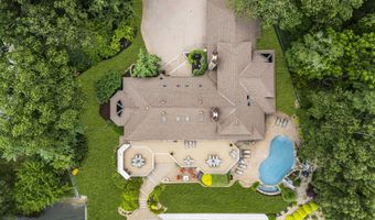 99 Holly Ln, Bayville, NJ 08721