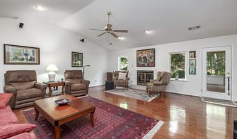 2 Dominar Pl, Hot Springs Village, AR 71909
