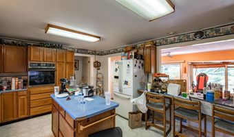 112 Green Ct NE, Albany, OR 97321