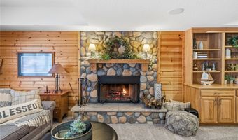 709 NE Georgetown Ct, Ankeny, IA 50021