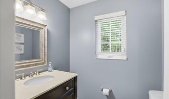 953 Watch Creek Dr, Anderson Twp., OH 45230