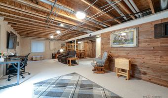 2 Tiverton Ct, Algonquin, IL 60102