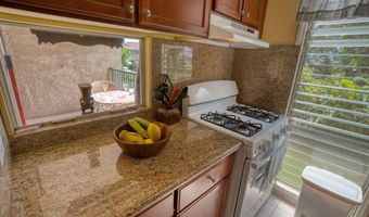 35 Walaka St L-204, Kihei, HI 96753