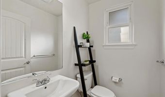 95 Meheu Cir, Kahului, HI 96732