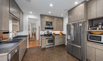 12250 Knoper Ct, Allendale, MI 49401