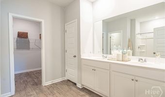 101 Crimson Ln, Savannah, GA 31302