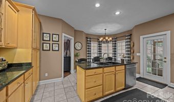 43 Smokemont Dr, Arden, NC 28704