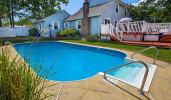 1 Lafayette Ct, Barnegat, NJ 08005