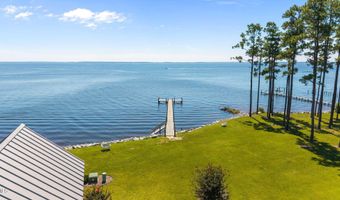 511 Neuse Village Rd, Arapahoe, NC 28510